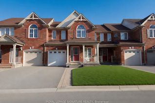 Freehold Townhouse for Rent, 212 Chilcott Cres, Newmarket, ON