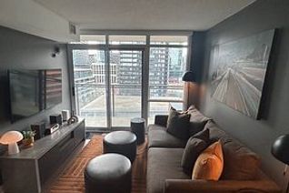 Condo Apartment for Sale, 15 Fort York Blvd Blvd #1505, Toronto, ON