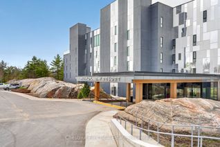 Condo Apartment for Sale, 120 Carrick Trl #210, Gravenhurst, ON