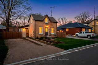 Detached House for Sale, 66 3rd St SW, Arran-Elderslie, ON