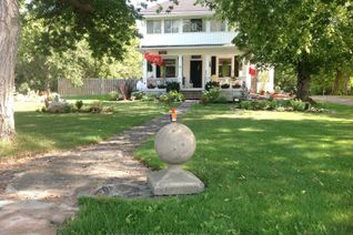Detached House for Sale, 48 Dunn St, Kawartha Lakes, ON