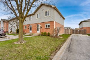 Condo Townhouse for Sale, 65 Dorchester Blvd #61, St. Catharines, ON