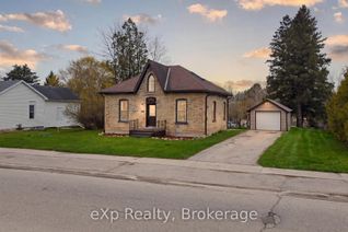 Detached House for Sale, 668 Garafraxa St S, West Grey, ON