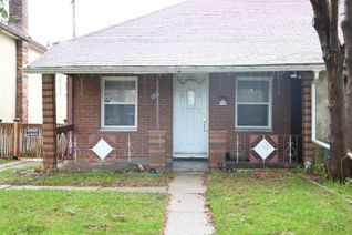Semi-Detached House for Sale, 150 Spears St, Toronto, ON
