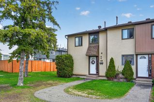 Townhouse for Sale, 5 Vanessa Ter #D, Barrhaven, ON