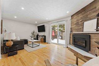 Condo Townhouse for Sale, 1585 Heron Rd #19, Alta Vista and Area, ON