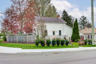 Detached House for Sale, 80 Dover St, Woodstock, ON