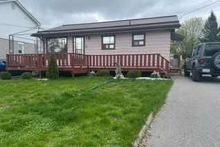 Detached House for Sale, 33 Ramsay Ave, Quinte West, ON