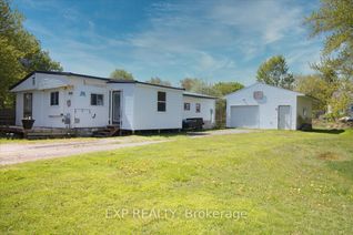 Bungalow for Sale, 252 Queen St, Chatham-Kent, ON