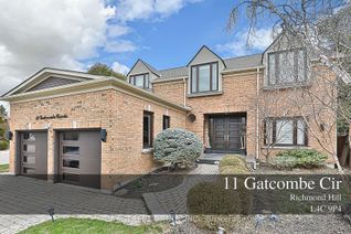 Detached House for Sale, 11 Gatcombe Cir, Richmond Hill, ON