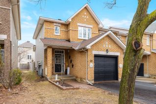 Freehold Townhouse for Sale, 59 Saddlesmith Cir, Kanata, ON
