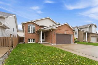 Bungalow for Sale, 8253 Costabile Dr, Niagara Falls, ON