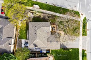 Detached House for Sale, 515 London Rd, Newmarket, ON