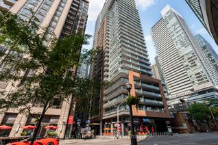 Bachelor/Studio Apartment for Sale, 8 Mercer St #909, Toronto, ON