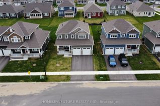 Detached House for Sale, 1 Dyer Cres, Bracebridge, ON