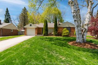 Detached House for Sale, 490 West Mile Rd, London North, ON