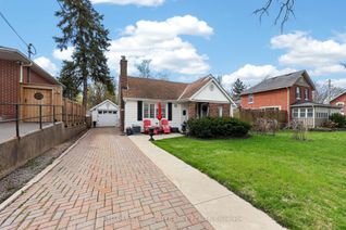 Bungalow for Sale, 79 Penetang St, Barrie, ON