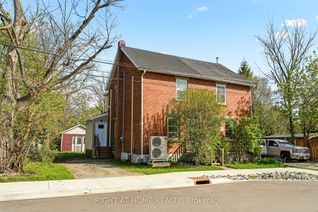 Semi-Detached House for Sale, 204 Jasper St, Milton, ON