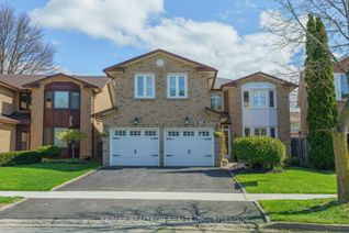 Detached House for Sale, 599 York Hill Blvd, Vaughan, ON