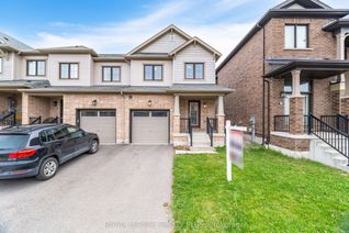 Freehold Townhouse for Sale, 12 Pagebrook Cres, Hamilton, ON