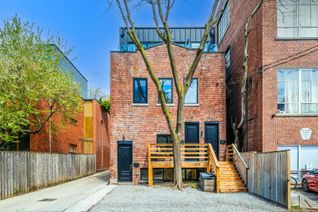 Detached House for Rent, 692 Richmond St W #3, Toronto, ON