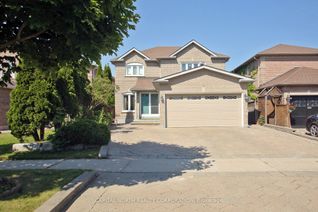 Detached House for Sale, 6 Wildhaven Cres, Vaughan, ON