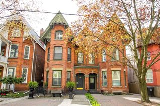 Semi-Detached House for Rent, 105 Gloucester St #3rd Flr, Toronto, ON
