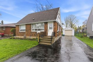Detached House for Sale, 111 Elgin St, Kawartha Lakes, ON