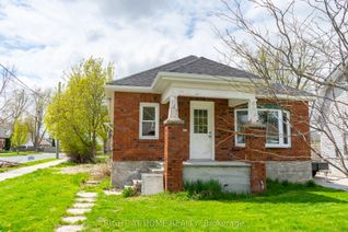 Detached House for Sale, 727 Payne St, Peterborough, ON
