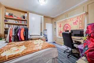 Detached House for Sale, 261 Mckee Ave, Toronto, ON