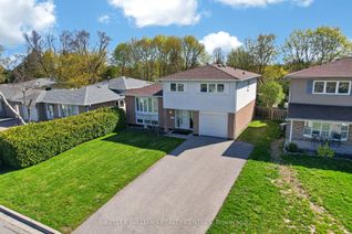 Sidesplit for Sale, 13 Laurentide Ave, Aurora, ON