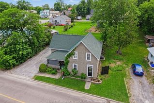 Property for Sale, 827 River Rd, McNab/Braeside, ON Property for Sale, 827 River Rd, McNab/Braeside, ON