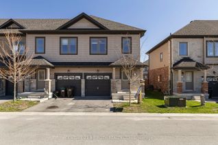 Freehold Townhouse for Sale, 27 Cygnus Cres, Barrie, ON