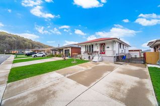 Detached House for Sale, 31 Summercrest Dr, Hamilton, ON