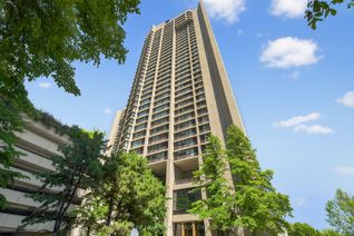 Apartment for Sale, 33 Harbour Sq #1423, Toronto, ON