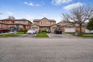 Semi-Detached House for Sale, 1405 Anton Sq, Pickering, ON