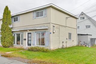 Semi-Detached House for Sale, 60 Oxford Rd, Quinte West, ON