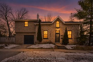 Detached House for Sale, 200 St George St E, Centre Wellington, ON