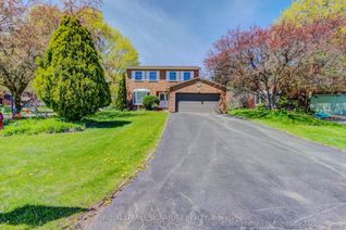Detached House for Sale, 230 Lancaster Ave, Newmarket, ON