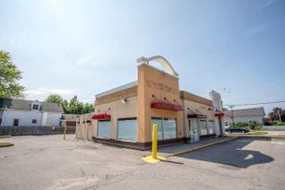 Commercial/Retail Property for Sale, 63 Lindsay St S, Kawartha Lakes, ON