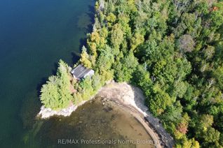 Detached House for Sale, 10191 Farquhar South Shore N/A, Dysart et al, ON