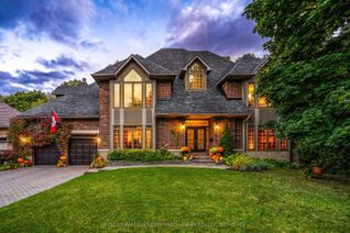 Detached House for Sale, 194 Sherwood Pl, Newmarket, ON