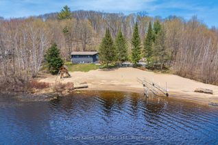 Detached House for Sale, 257 North Deer Lake Rd, Huntsville, ON