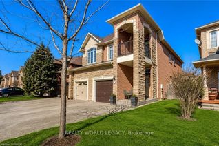 Semi-Detached House for Sale, 2313 Newcastle Cres, Oakville, ON