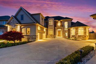 Detached House for Sale, 13 Mclean Ct, St. Catharines, ON