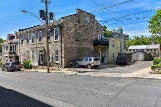 Semi-Detached House for Sale, 32 APPLE St, Brockville, ON