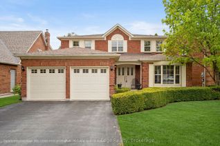 Detached House for Sale, 1769 Pilgrims Way, Oakville, ON