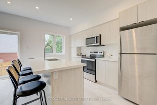 Townhouse for Sale, 416 Dundas St S #13, Cambridge, ON