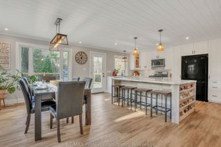 Detached House for Sale, 79 Mainhood Rd, Huntsville, ON
