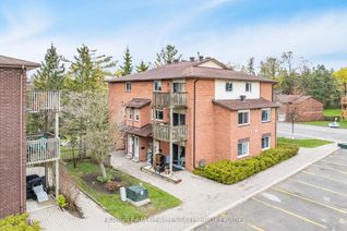 Condo Townhouse for Sale, 19 Meadow Ln #3, Barrie, ON